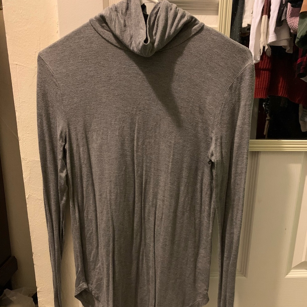 Old navy grey turtle neck long sleeve